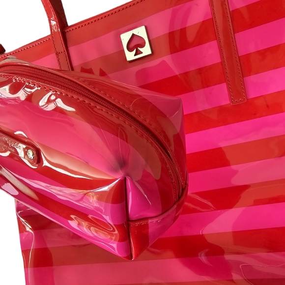 Kate Spade New York Patent Leather Pammy Tote with Cosmetic bag. - Picture 2 of 9